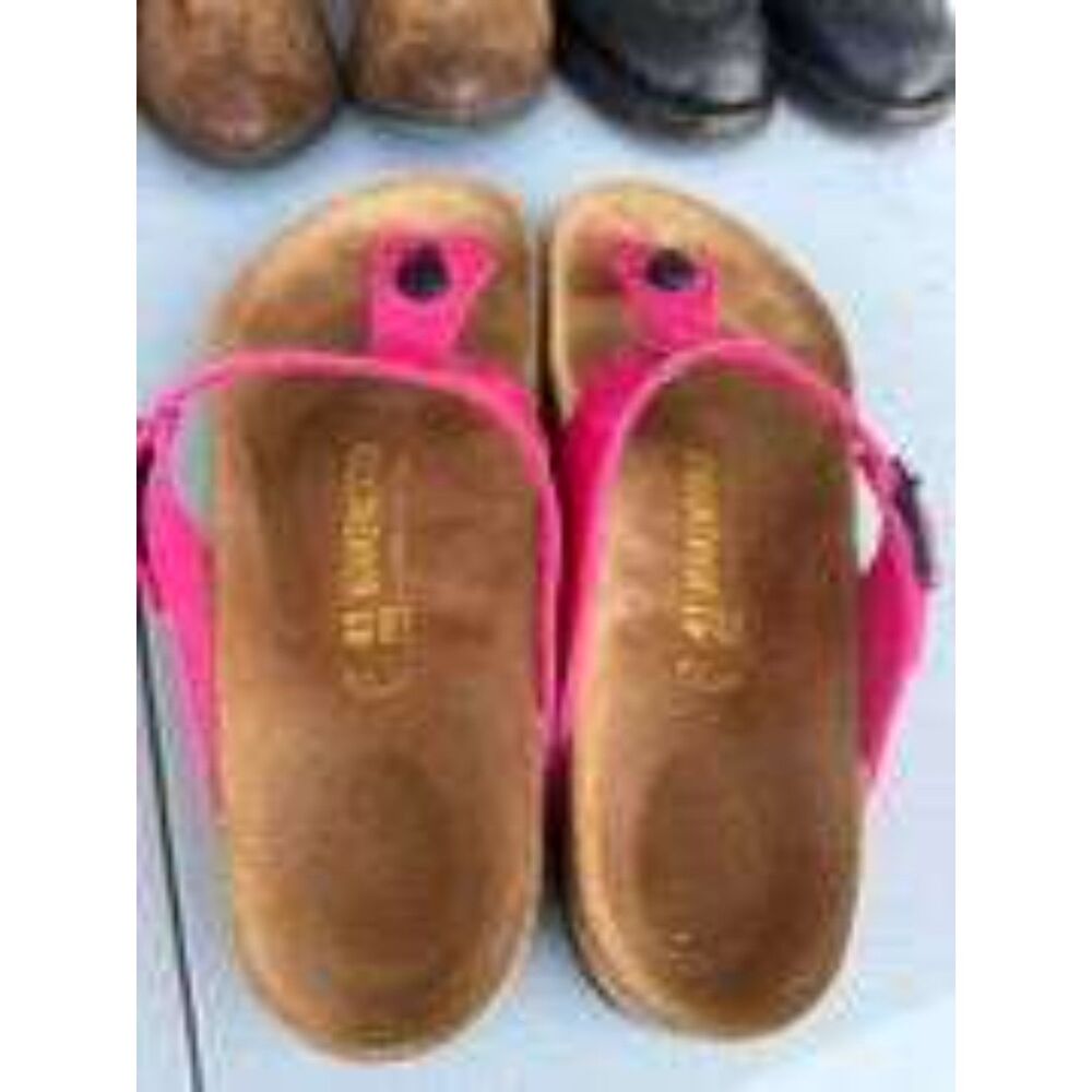 Birkenstock Gizeh Patent Fuchsia Hot Pink Thong Sandals Size 41 / US Women's 10